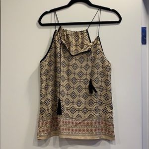 NWOT TEA AND ROSE TOP WITH ADJUSTABLE TASSELS